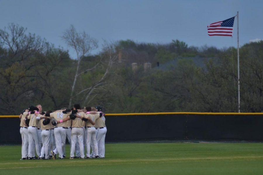 Team preparing for game against McKinney Boyd on March 26, 2018. 